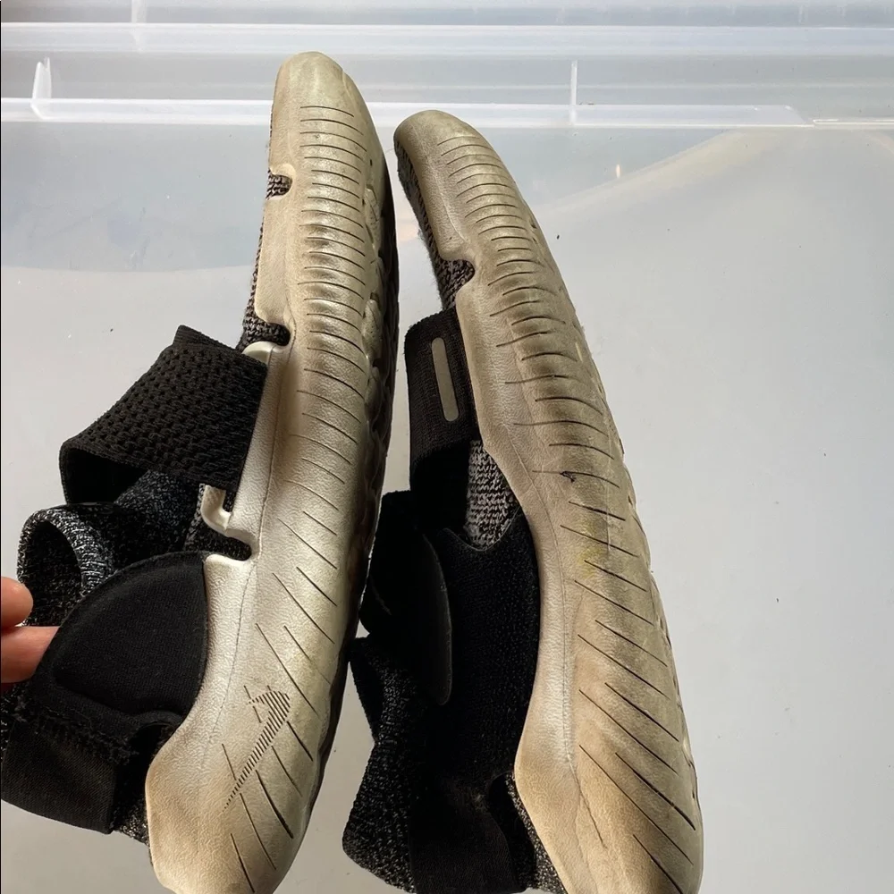 Nike Kids Black and Gray Sneakers